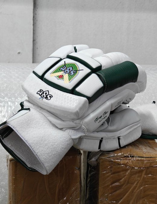 Top 5 Lightweight Cricket Batting Gloves for Summer