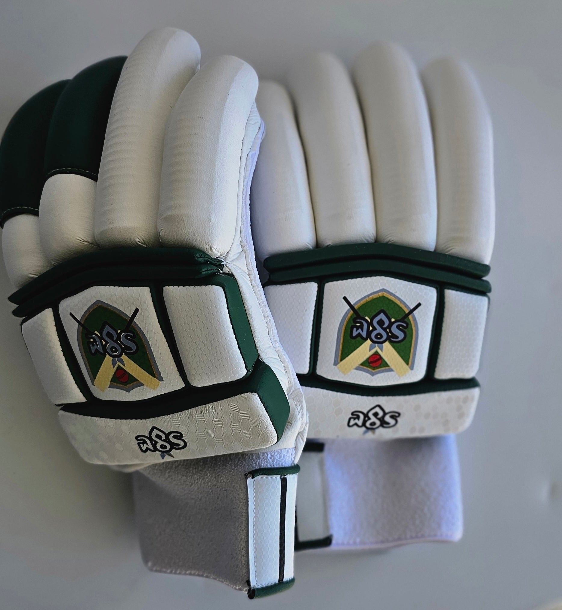 Buy Player’s Grade Batting Gloves | Melbourne